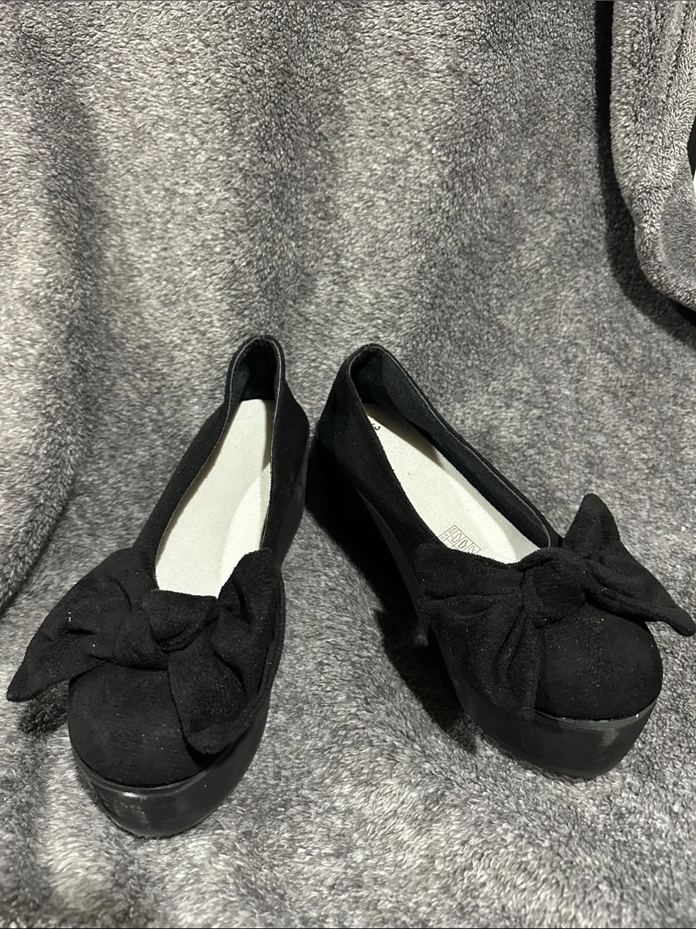 Velvety Black Dressy Platform Women’s Shoes with Bows